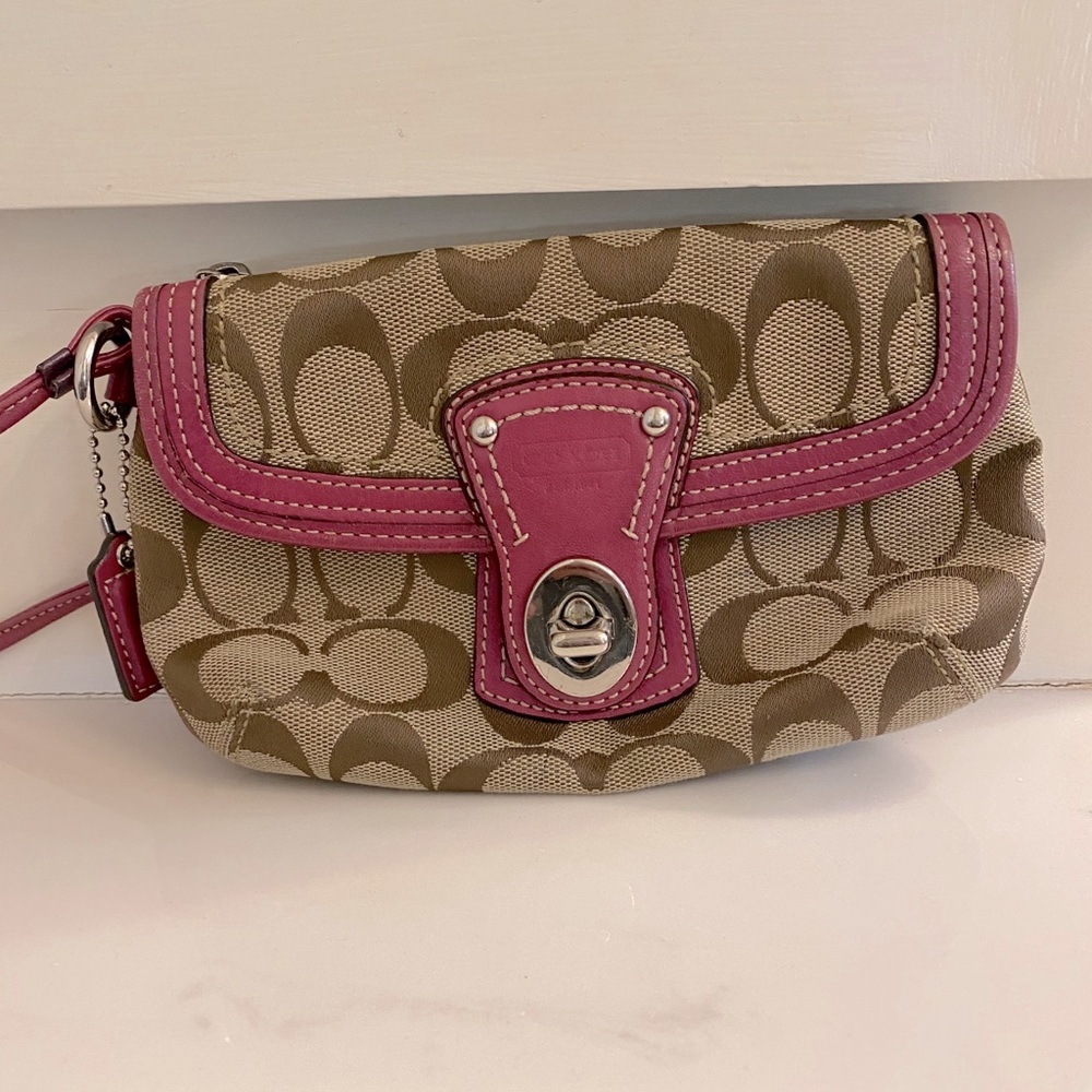 Tan & pink Coach wristlet